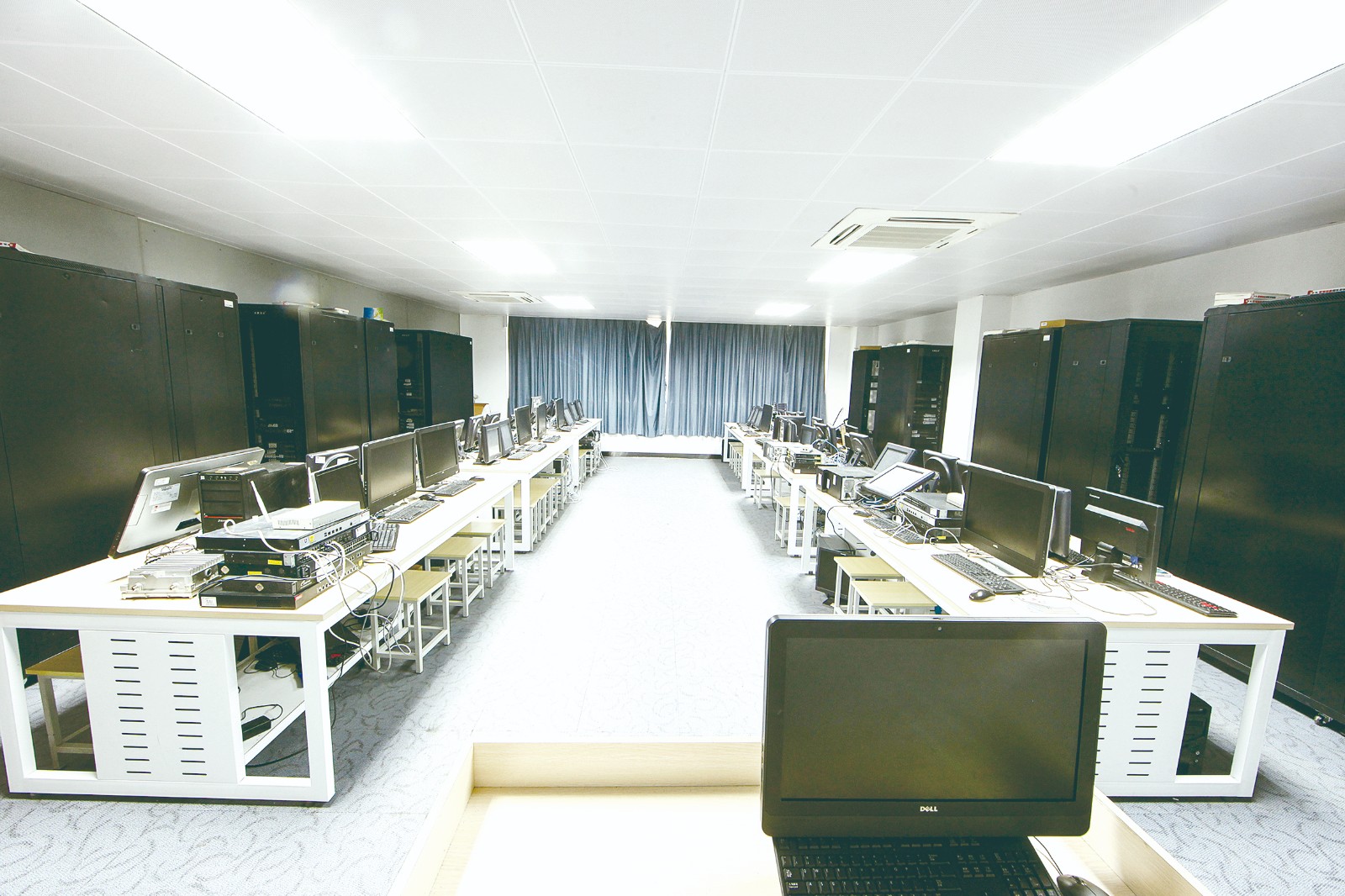 软件开发 信息与数字创意产业系的未来引擎